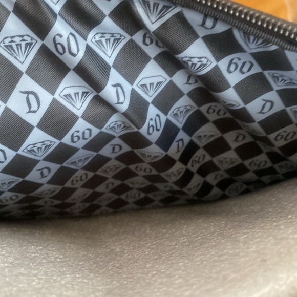 DISNEYLAND 60th Anniversary Tablet bag! NWOT! - Picture 9 of 9